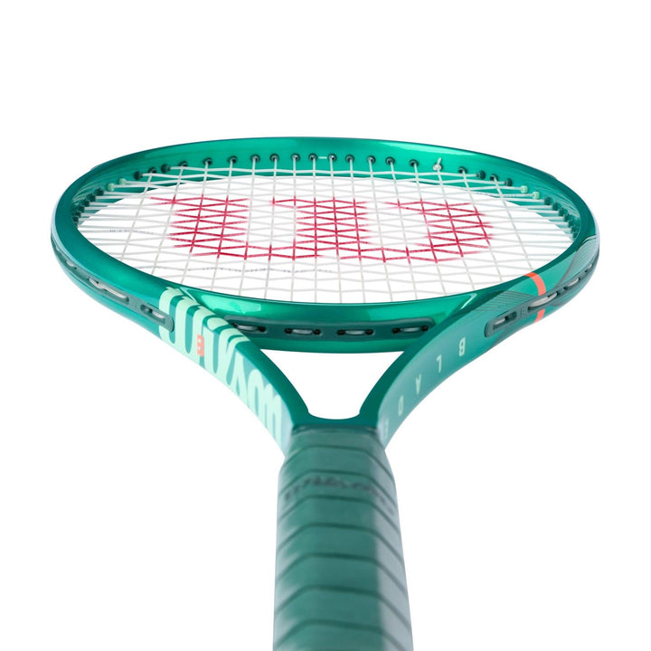 Wilson Blade 98 16x19 V10 tennismaila